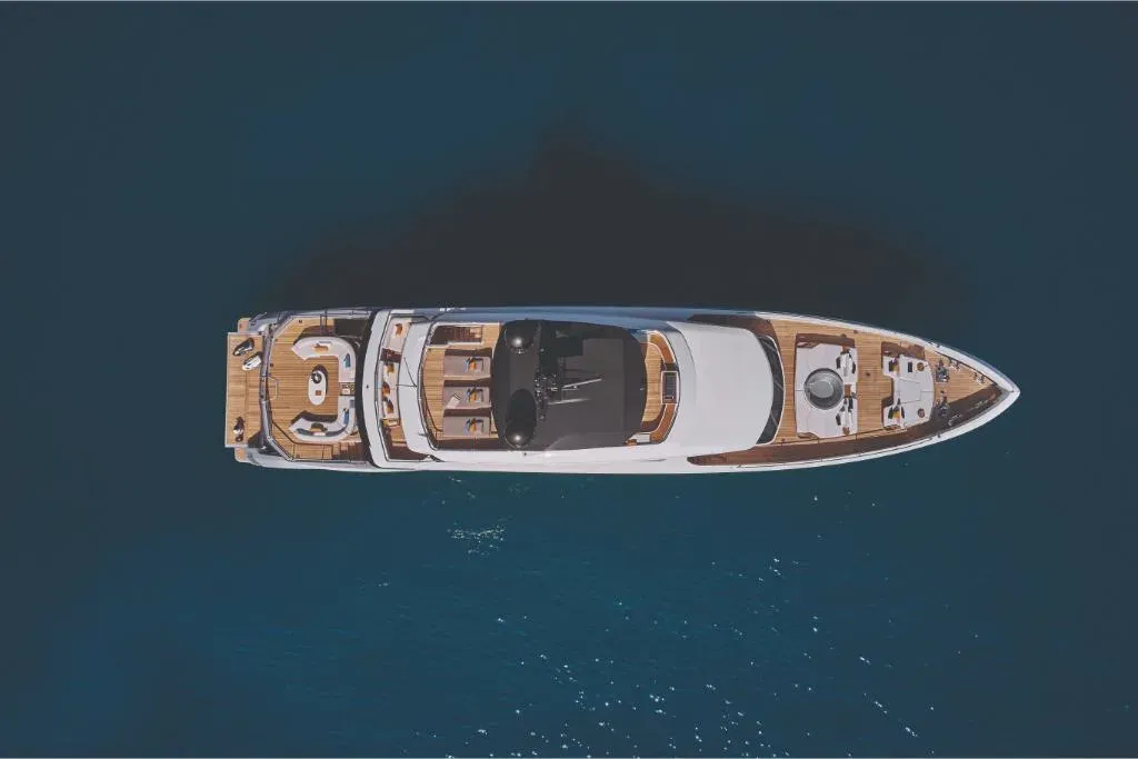 2025 Azimut Grande Trideck Image Thumbnail #3