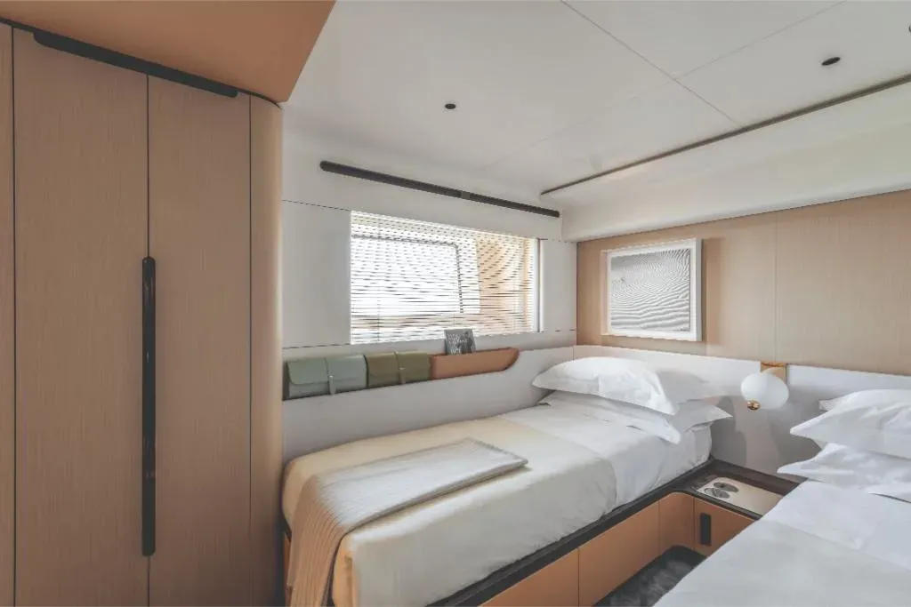 2025 Azimut Grande Trideck Image Thumbnail #53