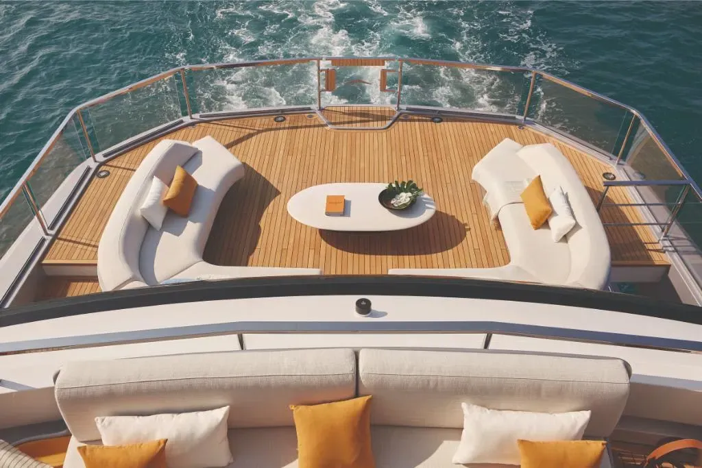 2025 Azimut Grande Trideck Image Thumbnail #10
