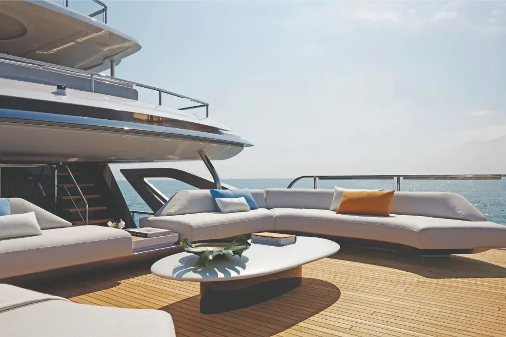 2025 Azimut Grande Trideck Image Thumbnail #12