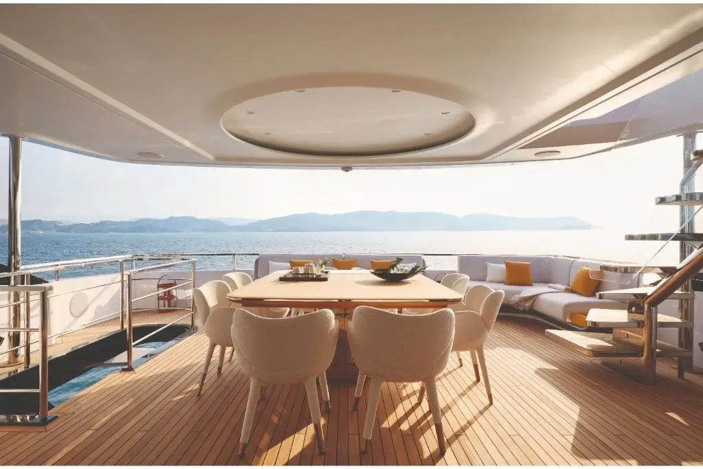 2025 Azimut Grande Trideck Image Thumbnail #14