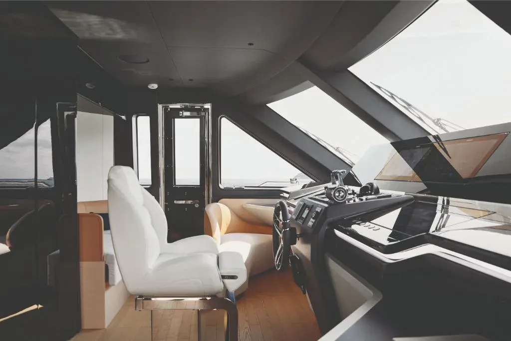 2025 Azimut Grande Trideck Image Thumbnail #38