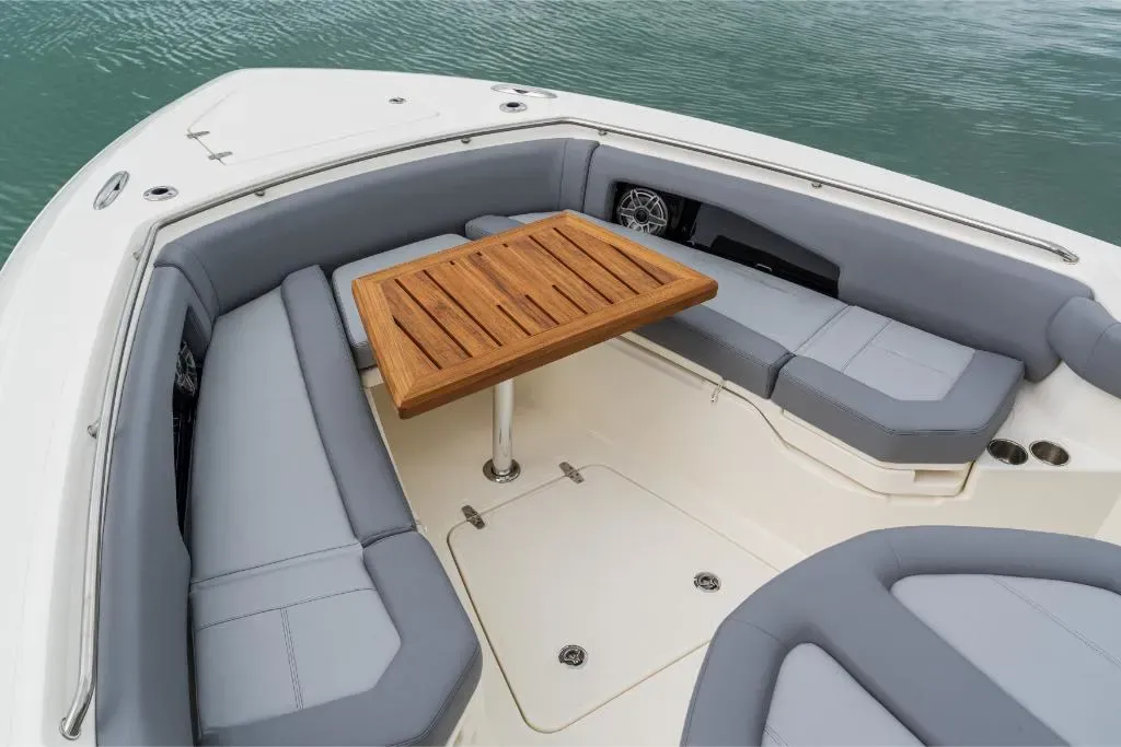 2025 Boston Whaler 360 Outrage Image Thumbnail #24