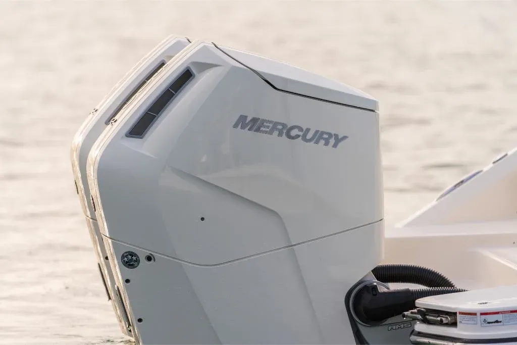 2025 Boston Whaler 360 Outrage Image Thumbnail #33