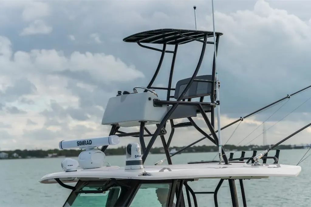 2025 Boston Whaler 360 Outrage Image Thumbnail #35