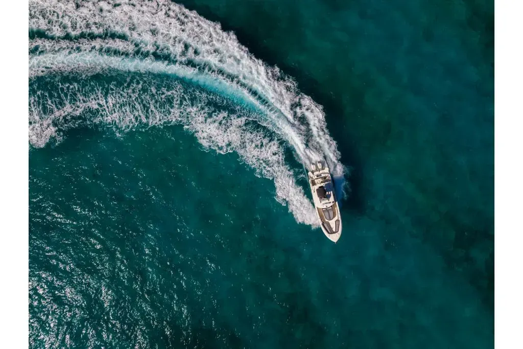 2025 Boston Whaler 360 Outrage Image Thumbnail #6