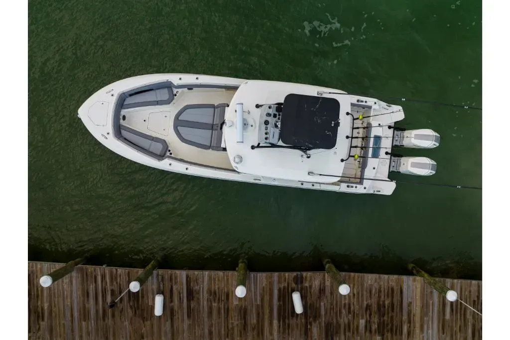 2025 Boston Whaler 360 Outrage Image Thumbnail #42