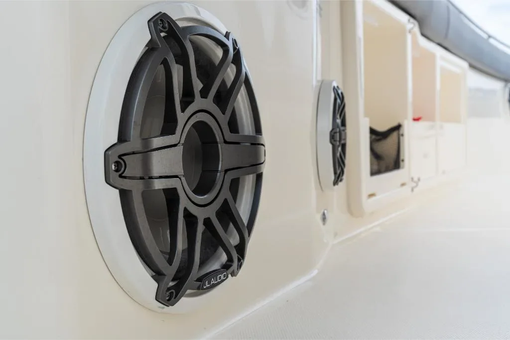 2026 Boston Whaler 360 Outrage Image Thumbnail #9