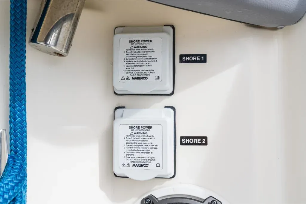 2026 Boston Whaler 360 Outrage Image Thumbnail #15