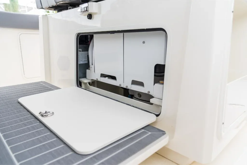 2026 Boston Whaler 360 Outrage Image Thumbnail #20