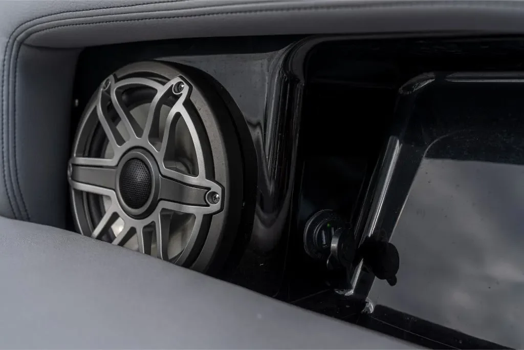 2026 Boston Whaler 360 Outrage Image Thumbnail #32