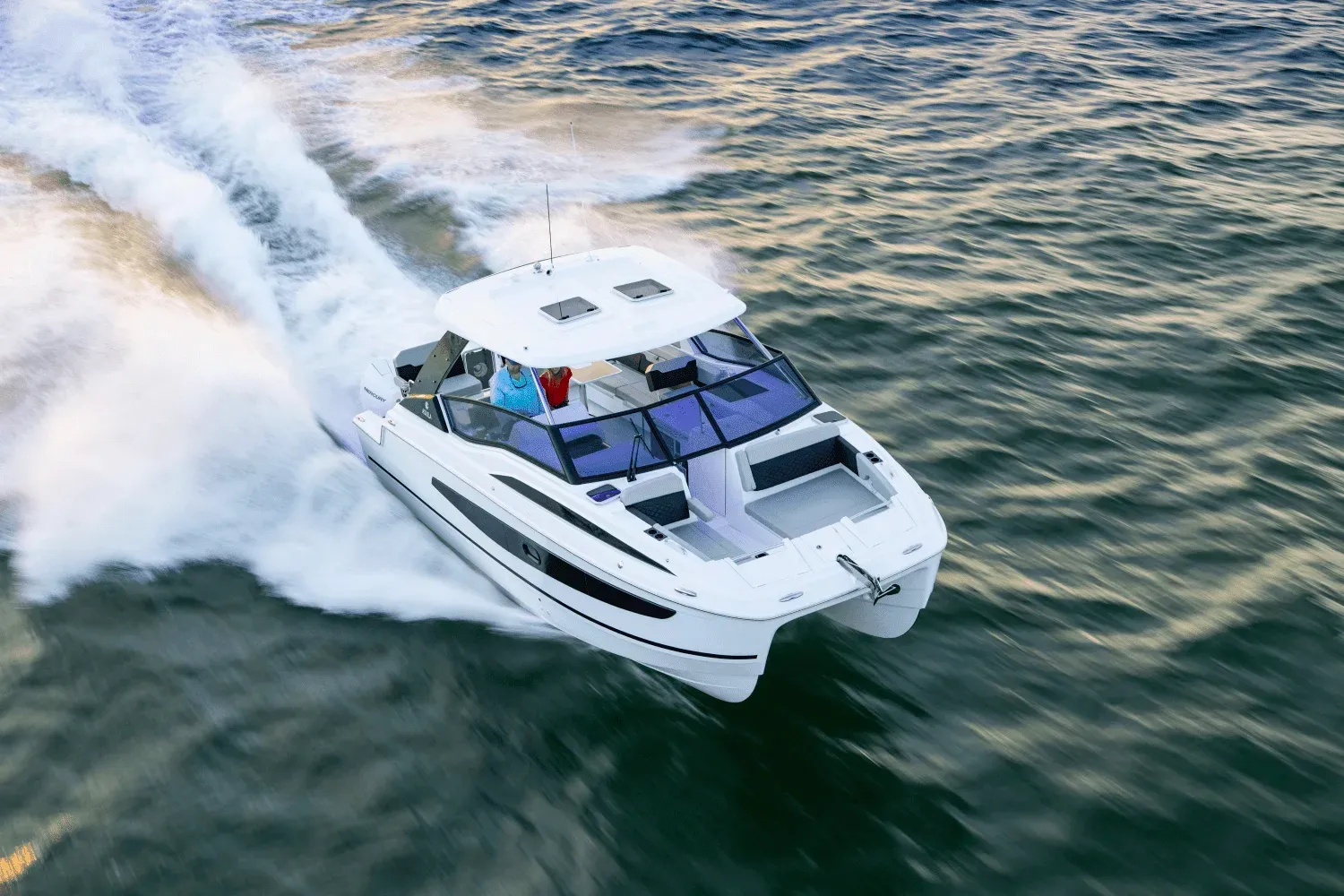 2025 Aquila 32 Sport Image Thumbnail #1