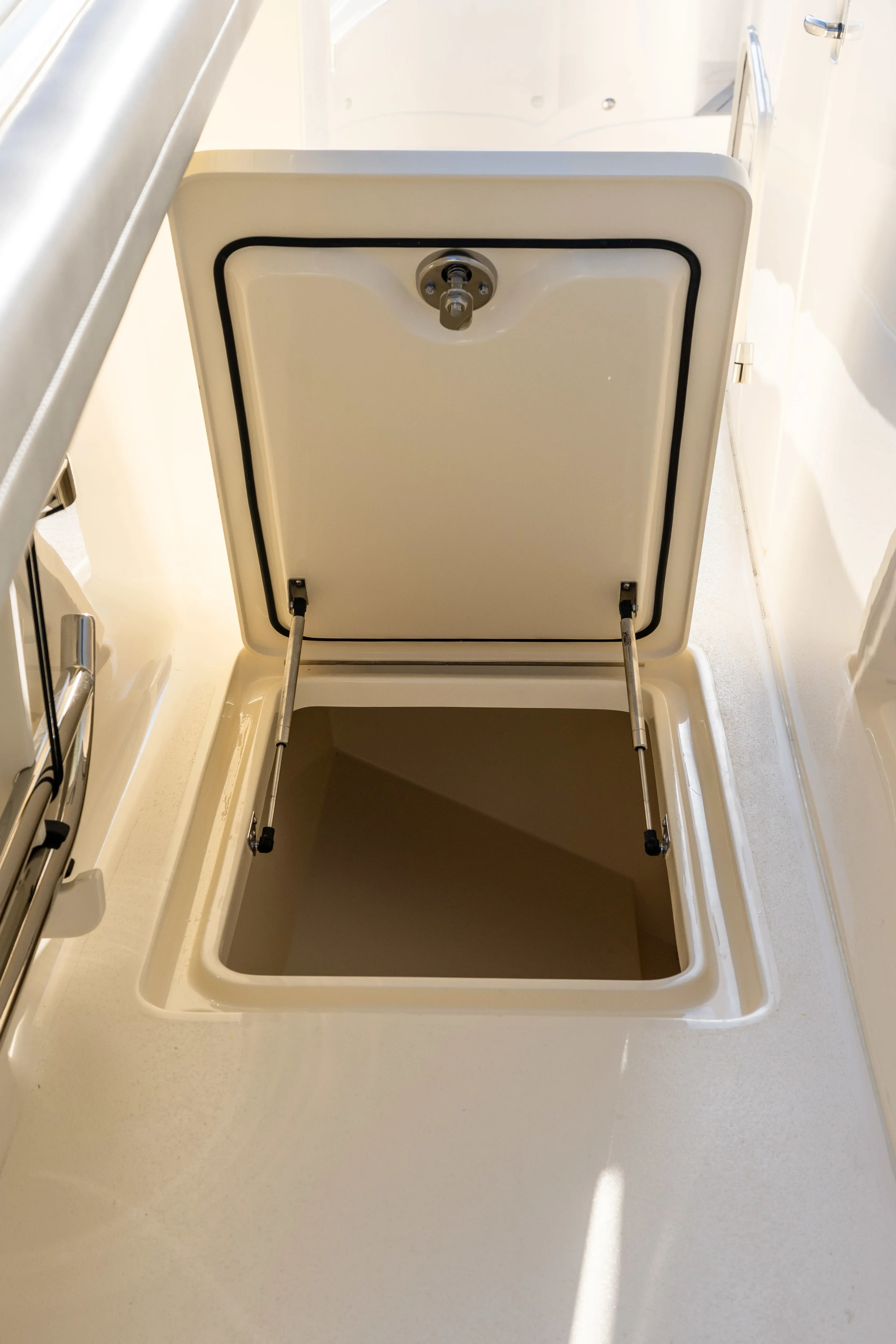 2026 Scout 400 LXF Li-Ion Image Thumbnail #13