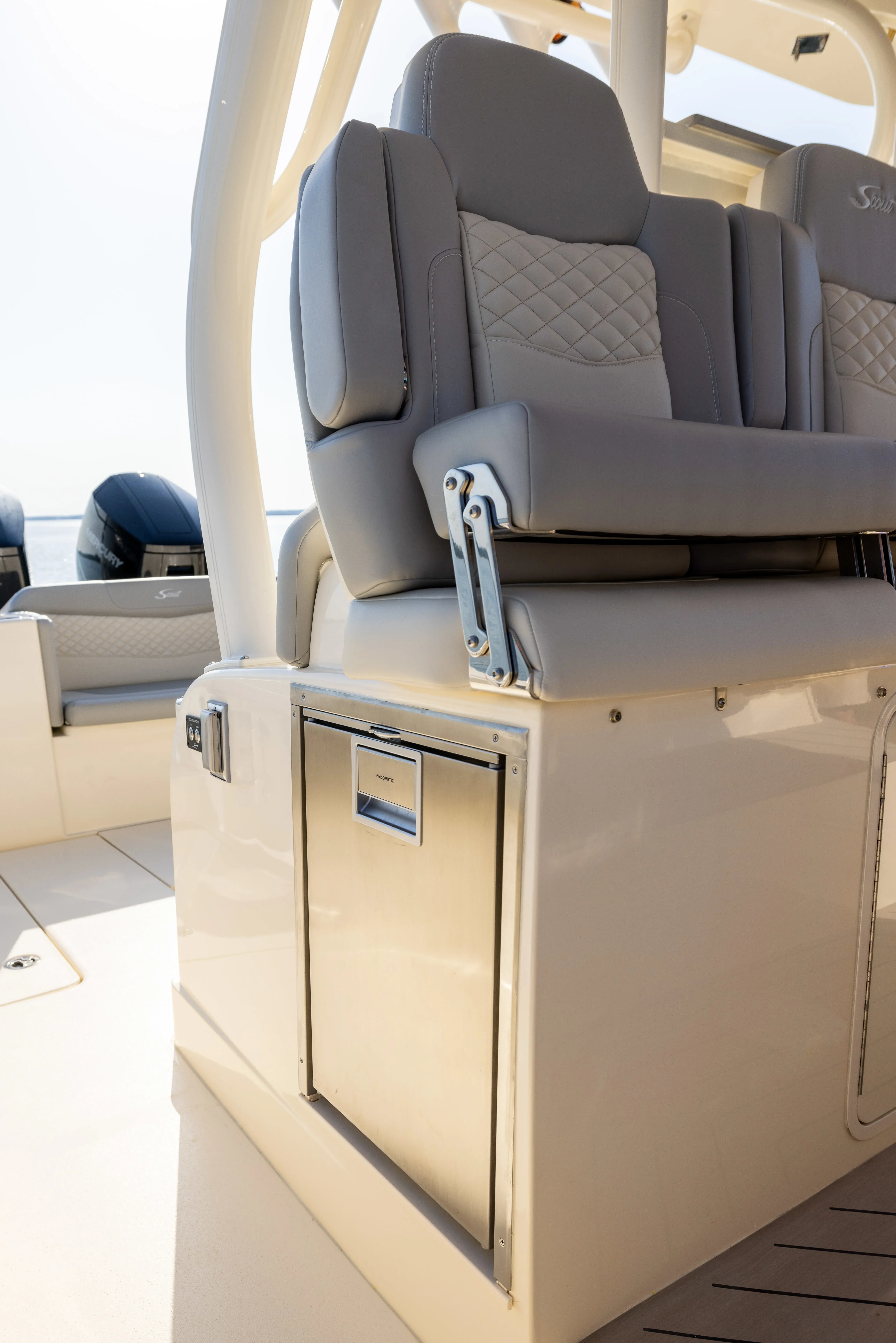 2025 Scout 400 LXF Image Thumbnail #21