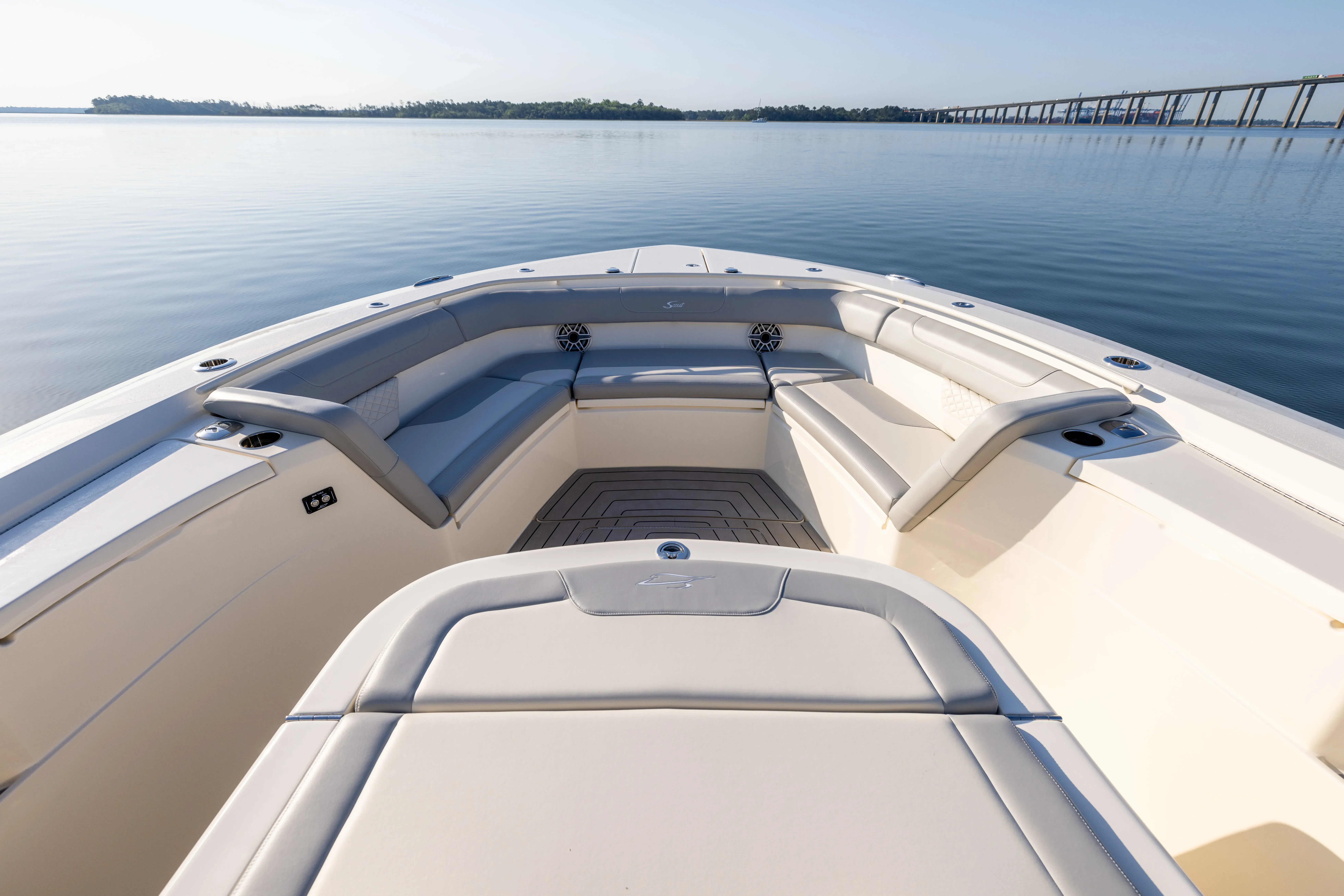 2025 Scout 400 LXF Image Thumbnail #3