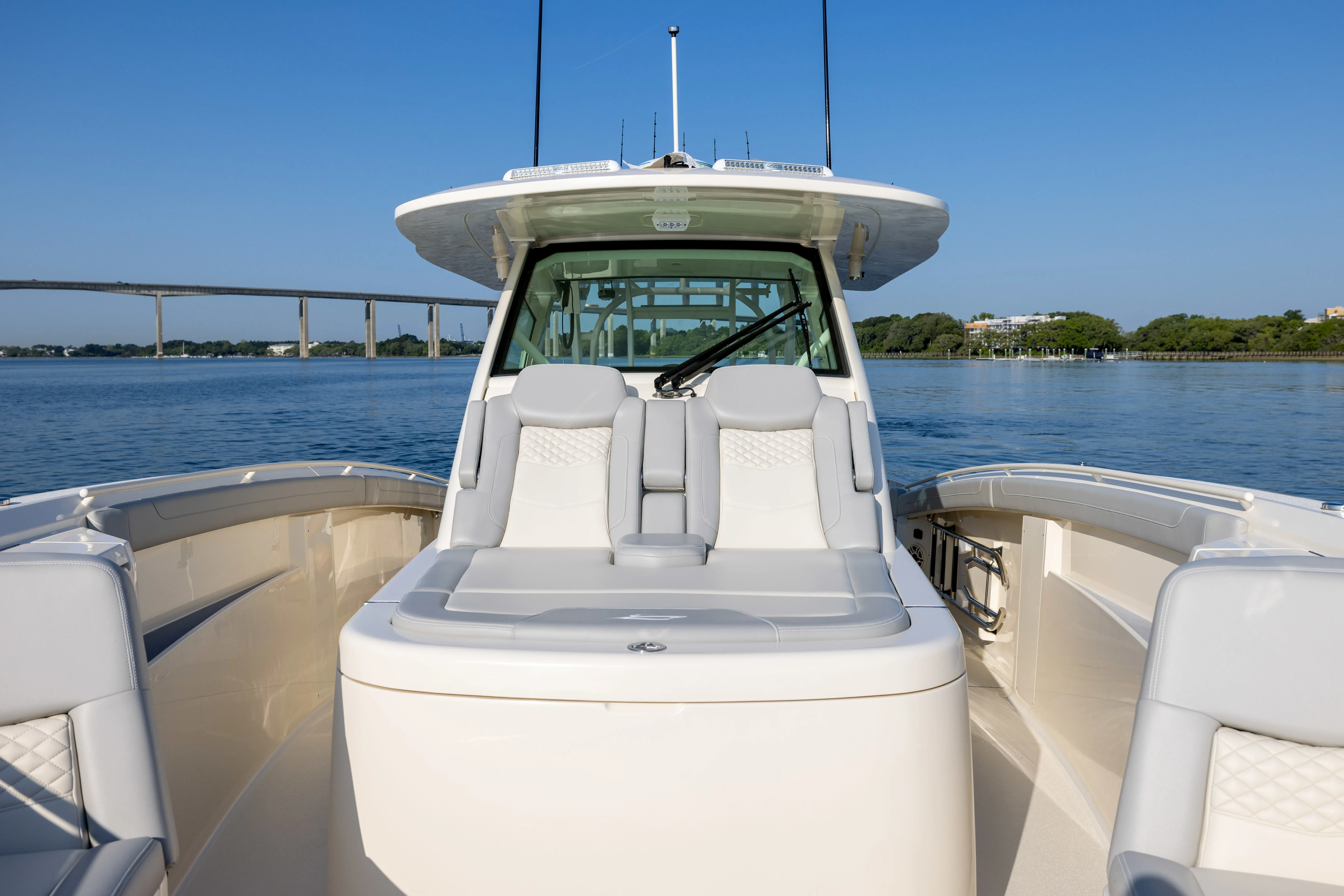 2025 Scout 400 LXF Image Thumbnail #12