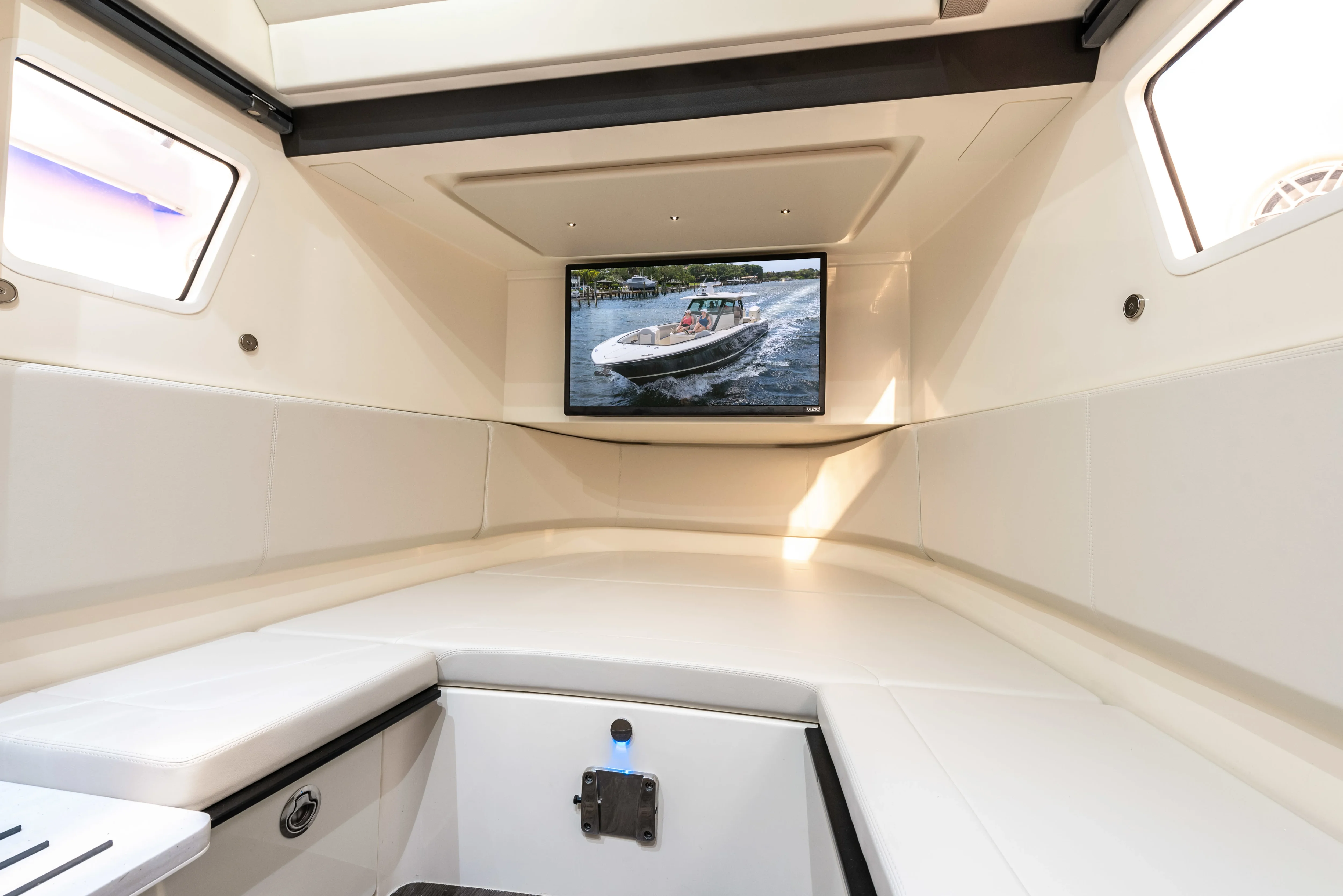 2026 Scout 377 LXF Image Thumbnail #38