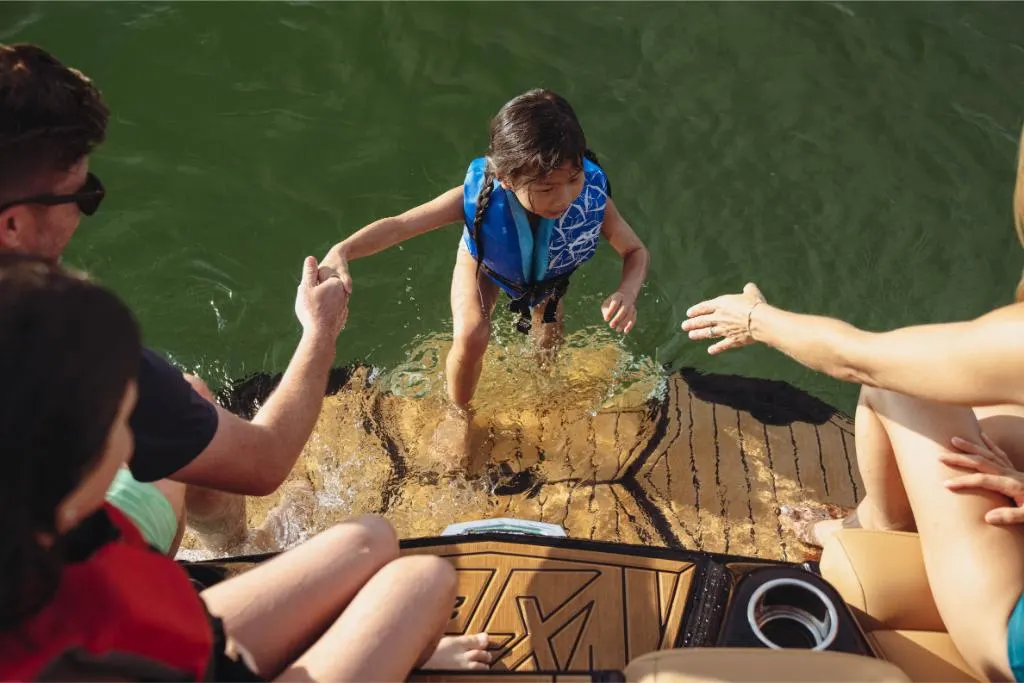 2023 Mastercraft XT22 Image Thumbnail #28