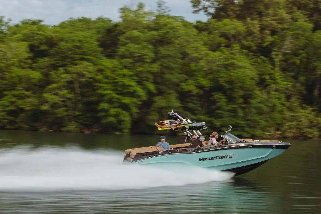 2023 Mastercraft XT22 Image Thumbnail #35