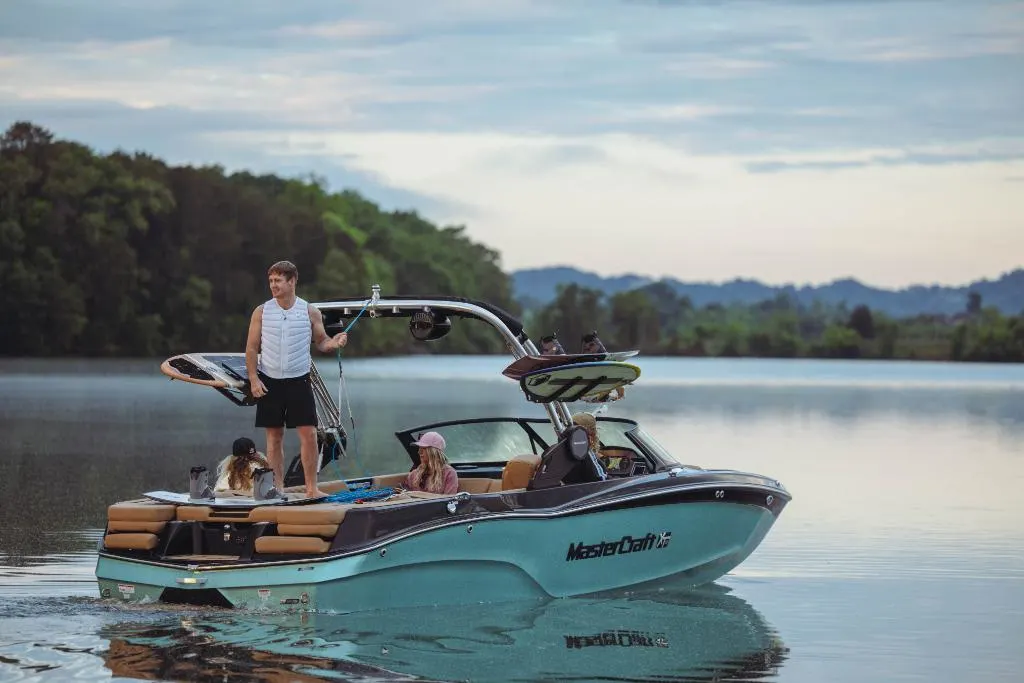2023 Mastercraft XT22 Image Thumbnail #39