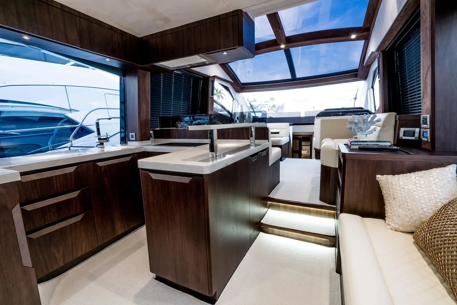 2026 Galeon 510 SKY Image Thumbnail #22