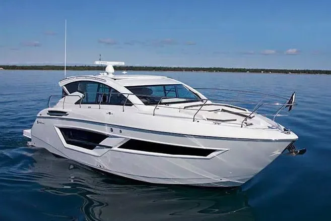 2026 Cruisers Yachts 46 Cantius Image Thumbnail #1