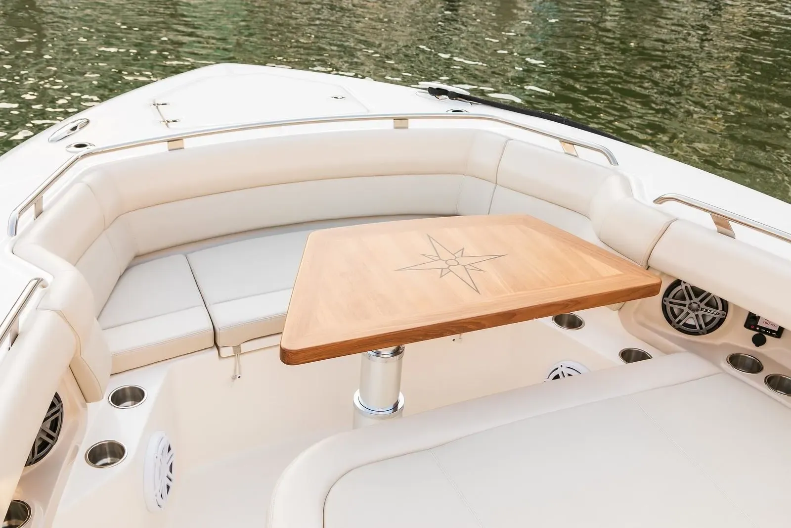 2025 Boston Whaler 350 Realm Image Thumbnail #27
