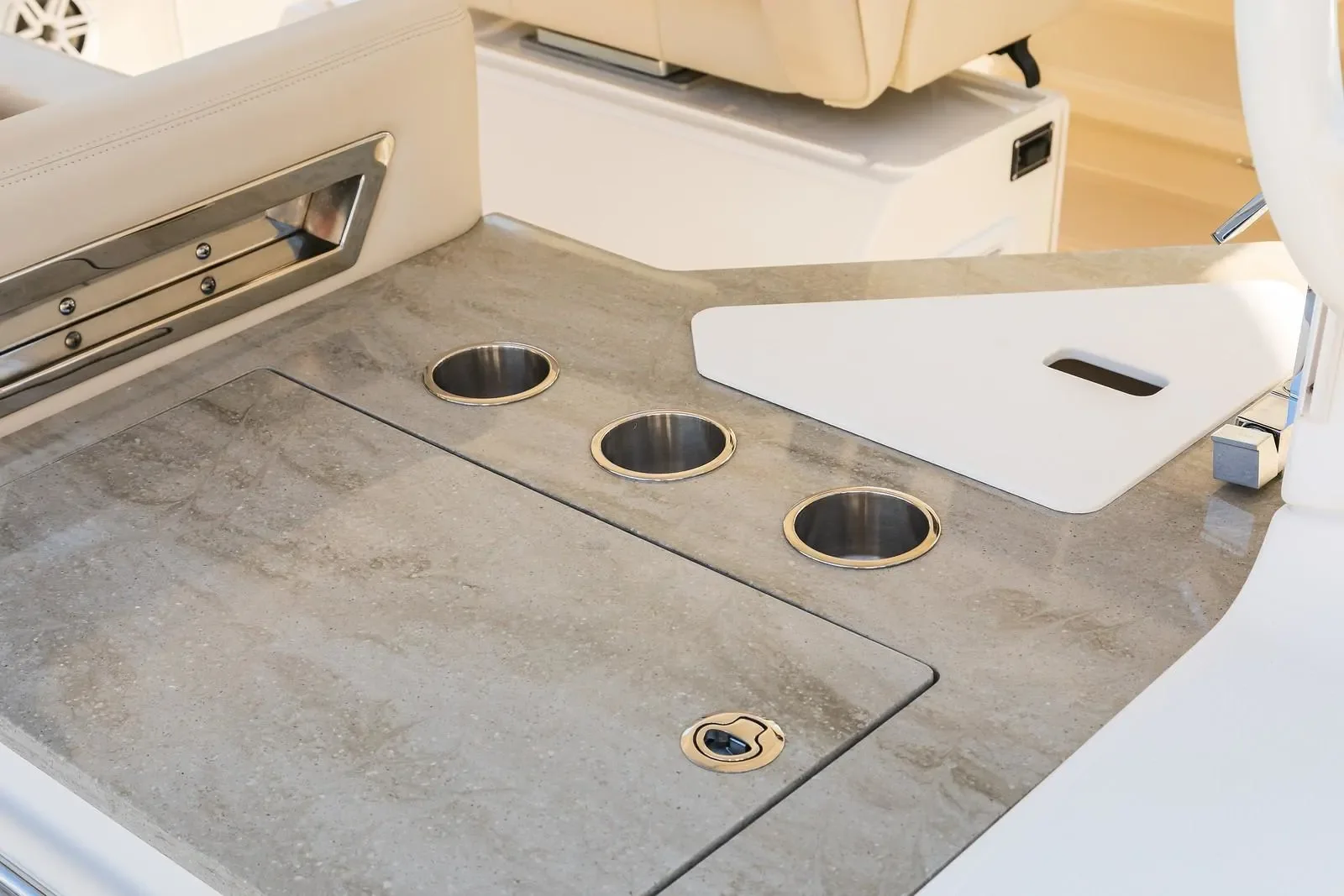 2026 Boston Whaler 350 Realm Image Thumbnail #21