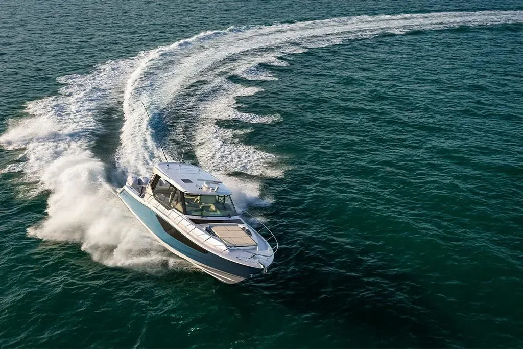 2025 Boston Whaler 405 Conquest Image Thumbnail #43