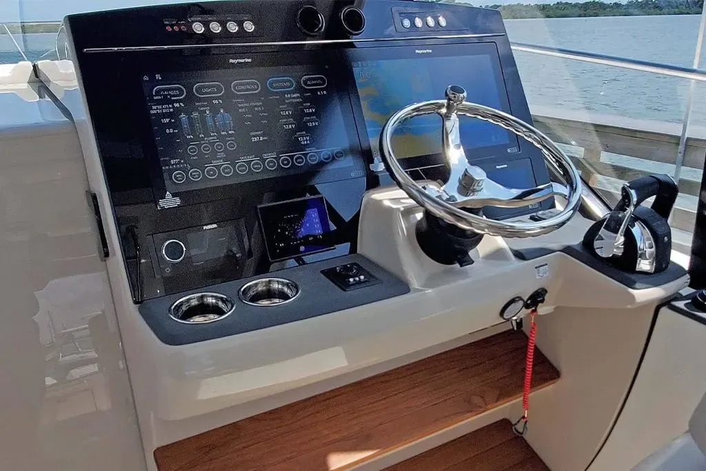 2025 Boston Whaler 405 Conquest Image Thumbnail #47