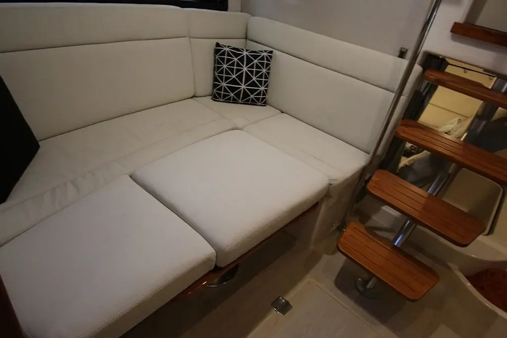 2025 Boston Whaler 405 Conquest Image Thumbnail #68