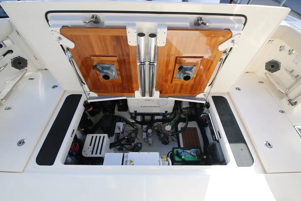2025 Boston Whaler 405 Conquest Image Thumbnail #70