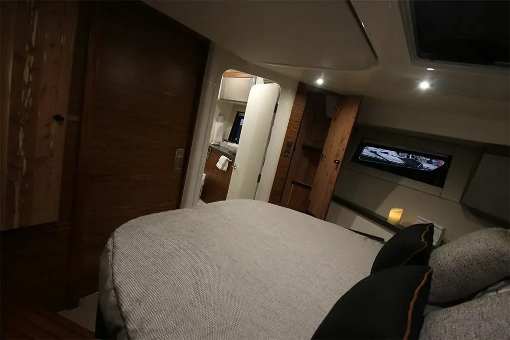 2026 Boston Whaler 405 Conquest Image Thumbnail #50