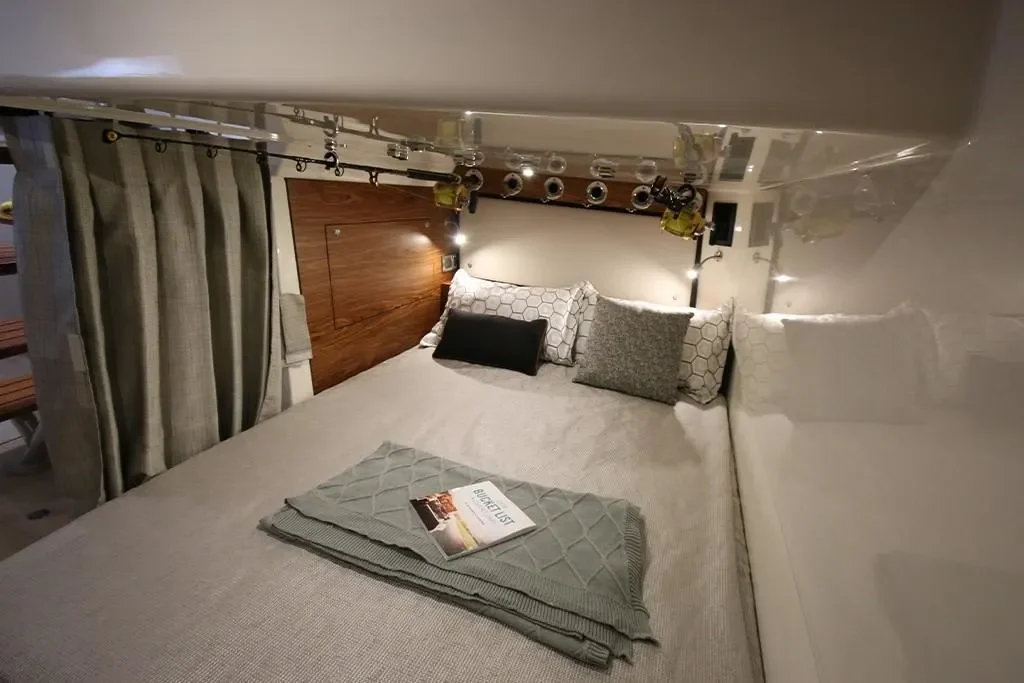 2026 Boston Whaler 405 Conquest Image Thumbnail #54