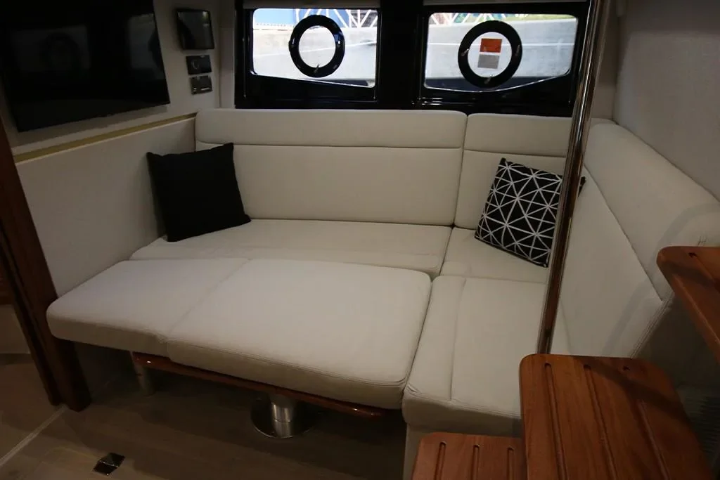 2026 Boston Whaler 405 Conquest Image Thumbnail #67