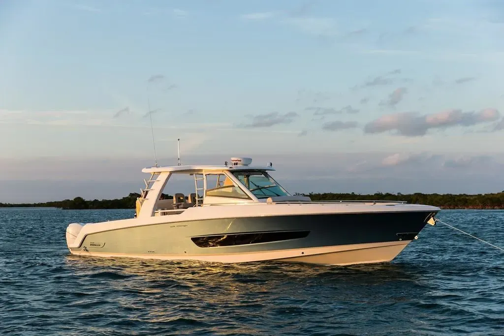 2025 Boston Whaler 420 Outrage Image Thumbnail #27
