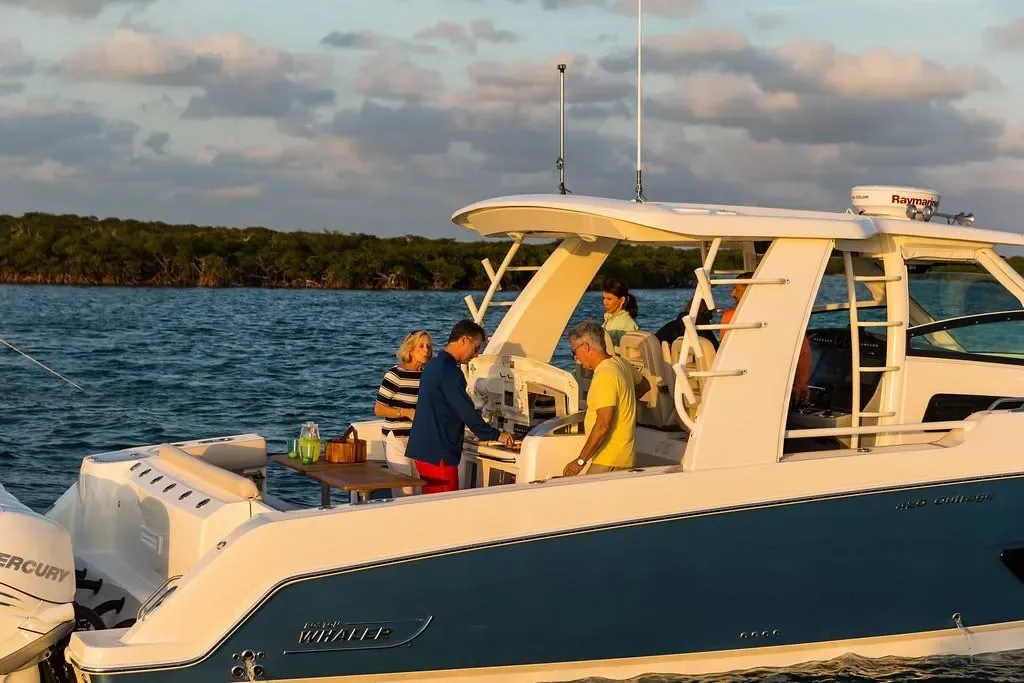 2025 Boston Whaler 420 Outrage Image Thumbnail #28