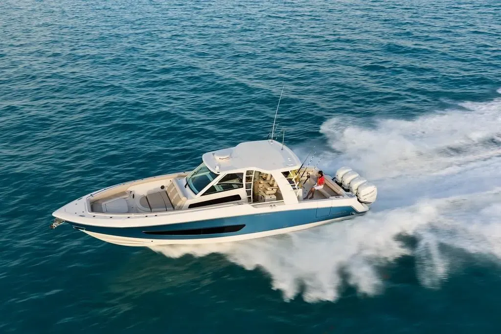 2025 Boston Whaler 420 Outrage Image Thumbnail #37