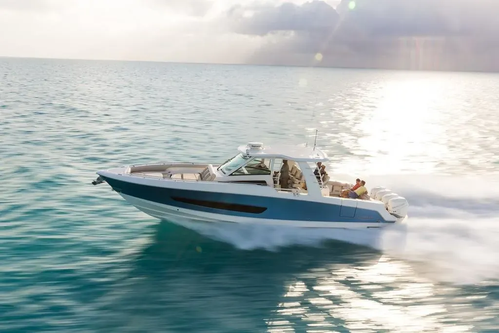 2025 Boston Whaler 420 Outrage Image Thumbnail #39
