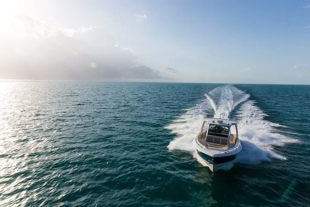 2025 Boston Whaler 420 Outrage Image Thumbnail #43