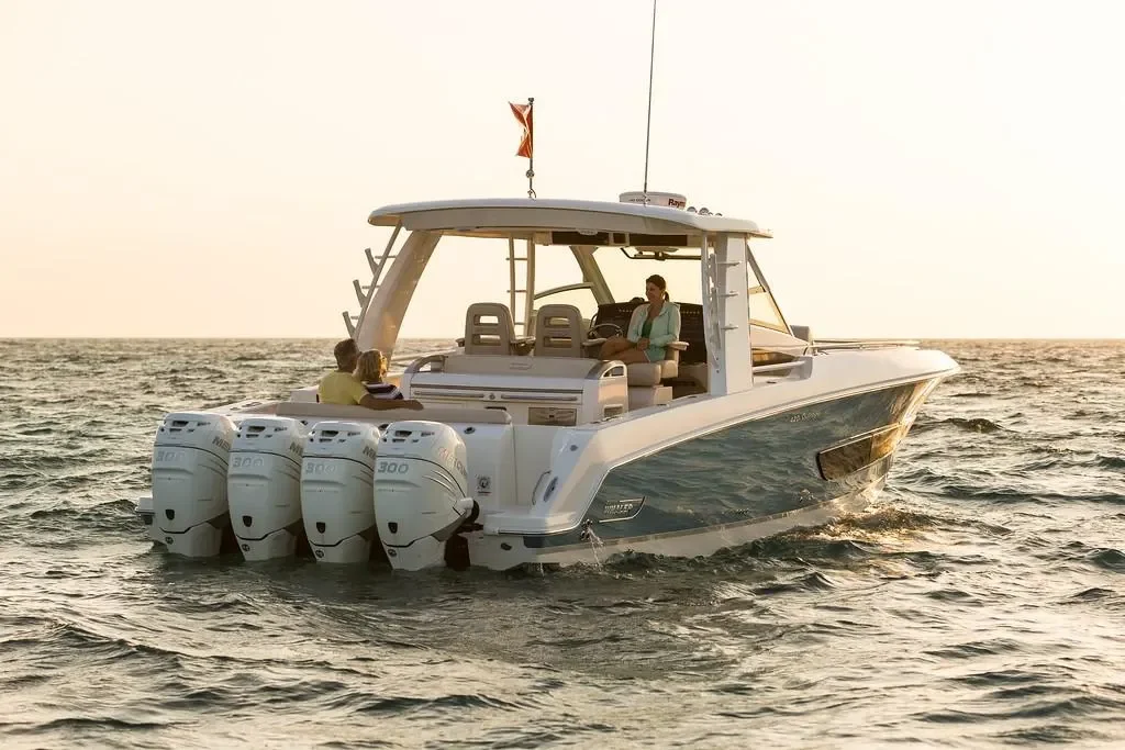 2026 Boston Whaler 420 Outrage Image Thumbnail #15