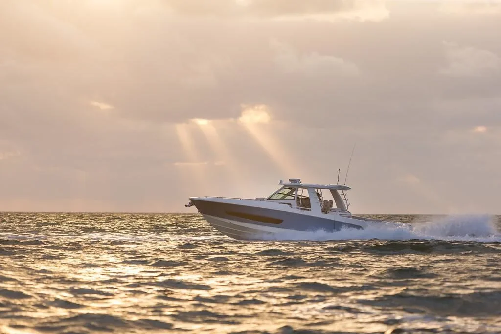 2026 Boston Whaler 420 Outrage Image Thumbnail #21