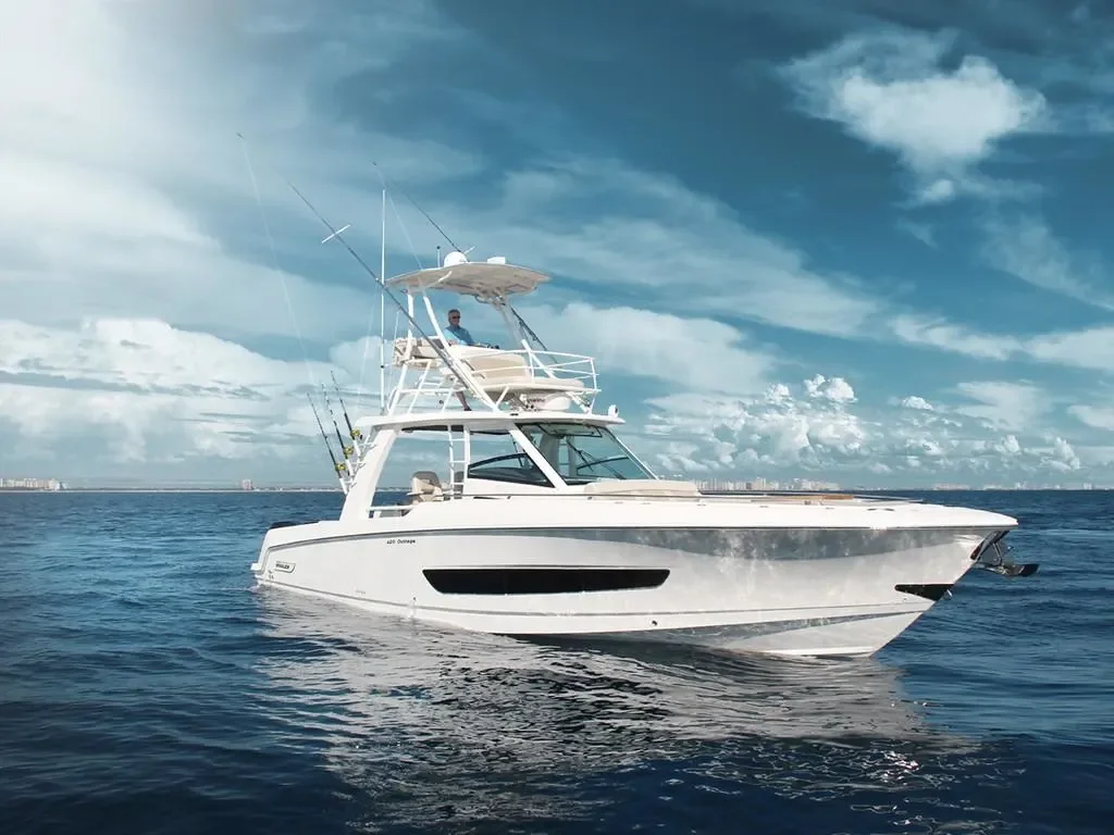 2026 Boston Whaler 420 Outrage Image Thumbnail #58