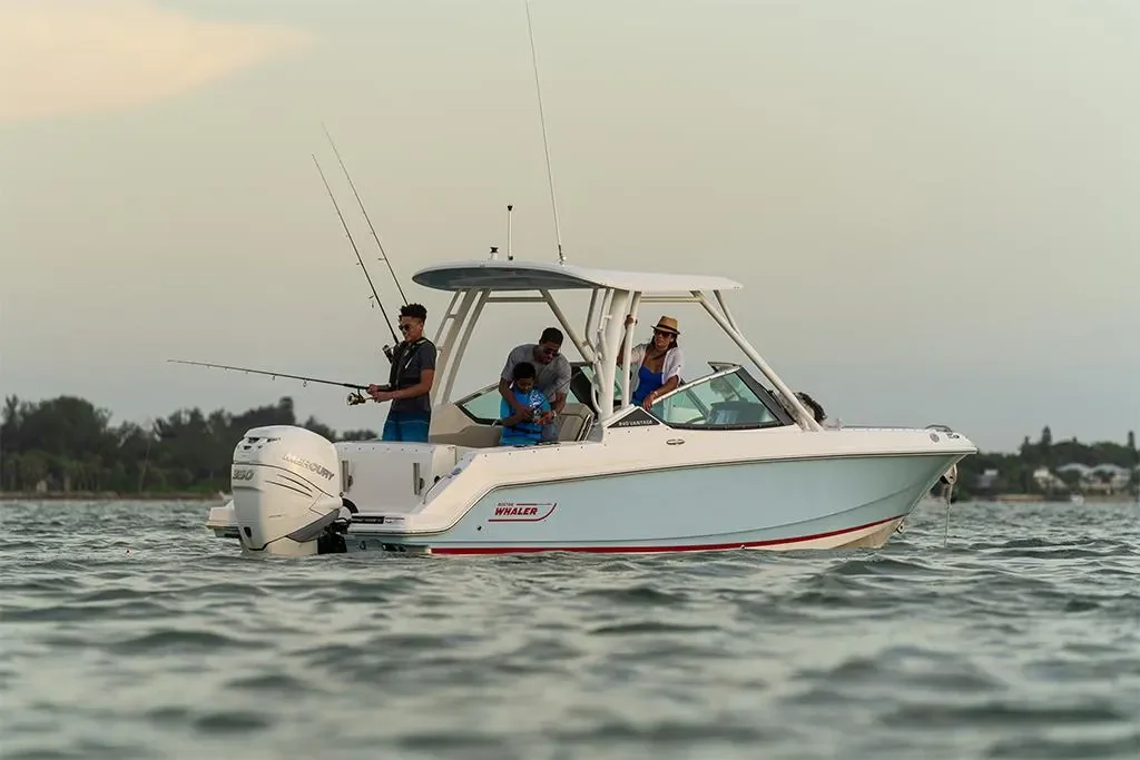 2026 Boston Whaler 240 Vantage Image Thumbnail #14