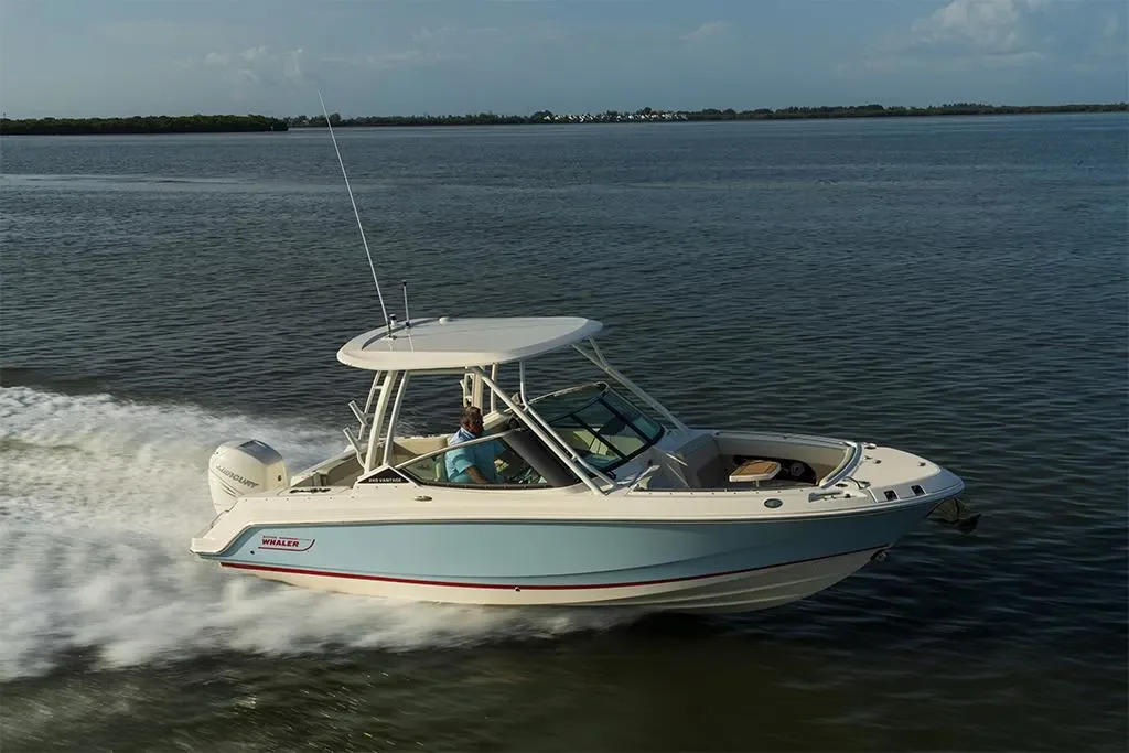 2026 Boston Whaler 240 Vantage Image Thumbnail #21