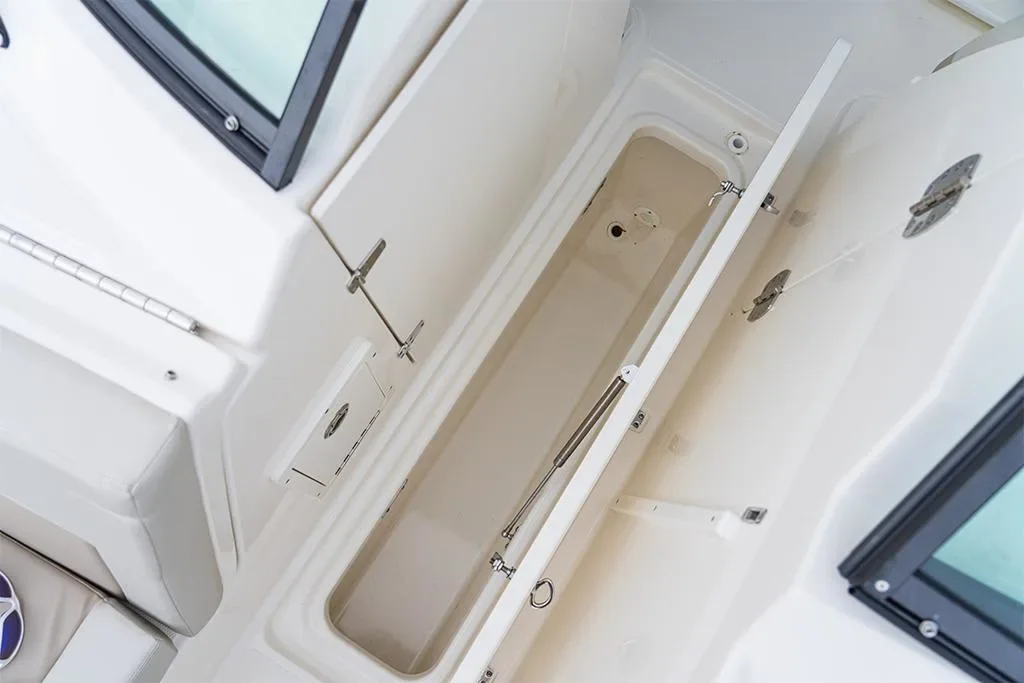 2026 Boston Whaler 240 Vantage Image Thumbnail #70