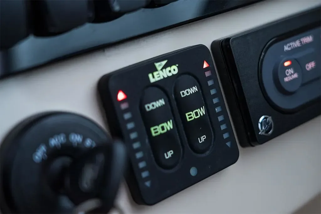 2026 Boston Whaler 240 Vantage Image Thumbnail #71