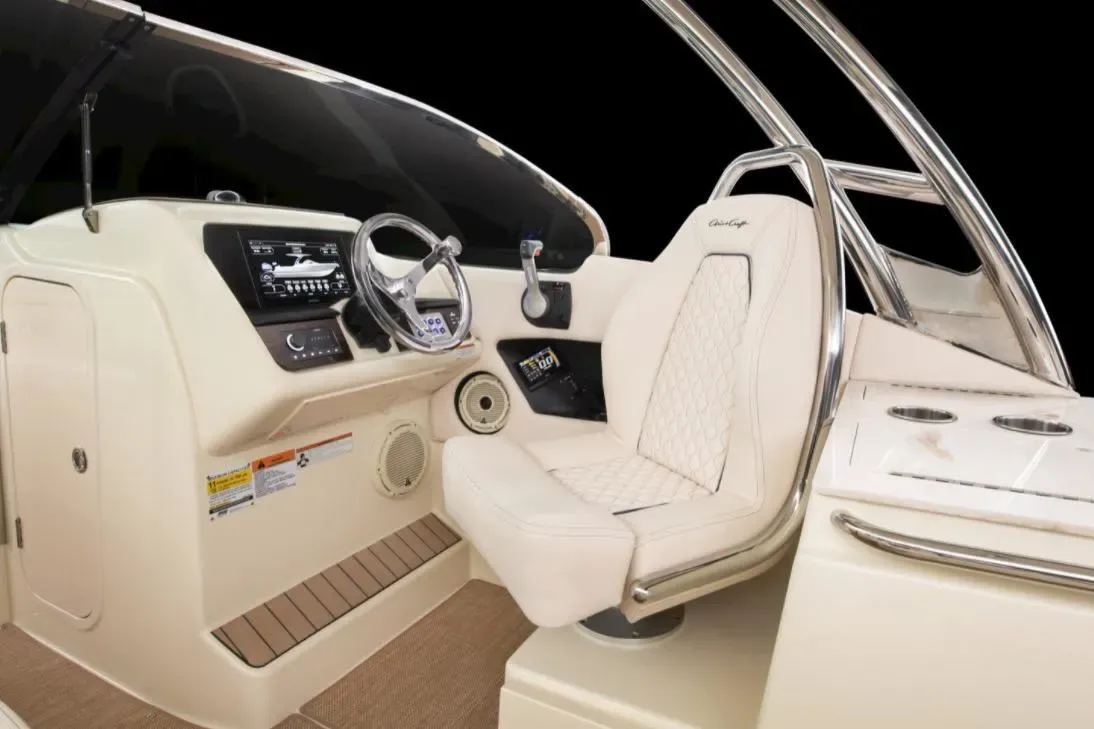 2025 Chris-Craft Calypso 24 Image Thumbnail #3