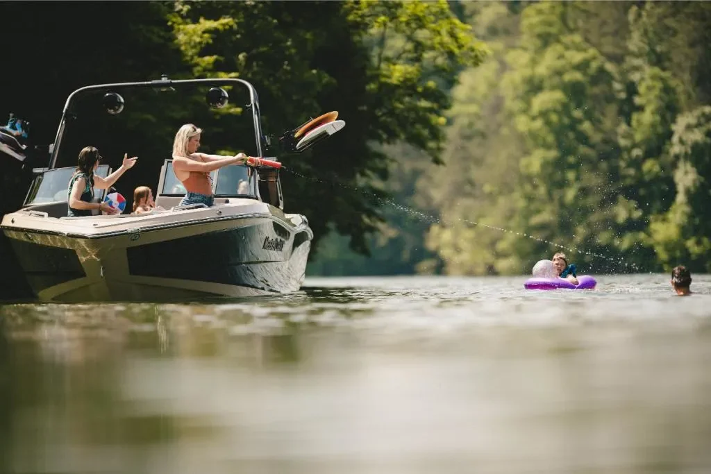 2022 Mastercraft XT25 Image Thumbnail #10