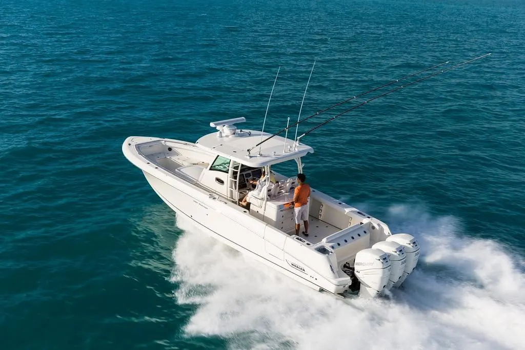 2022 Boston Whaler 350 Outrage Image Thumbnail #3